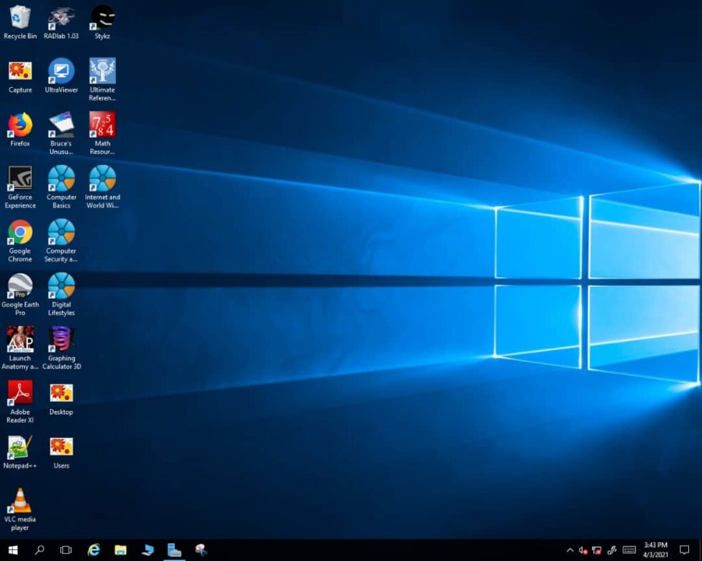 Student desktop with pre-installed offline learning applications